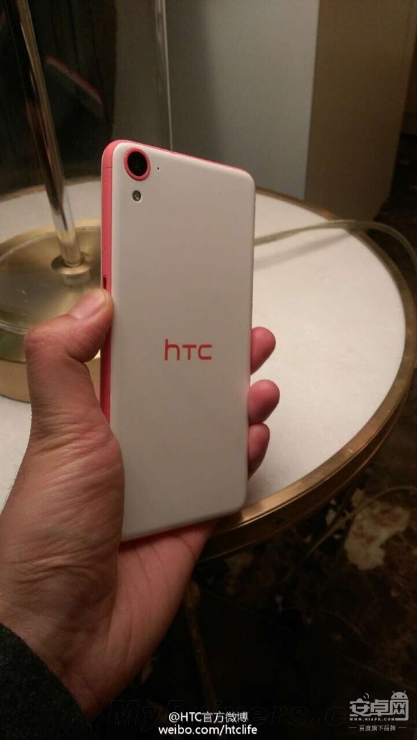 HTC发布Desire 826：前置摄像头很亮